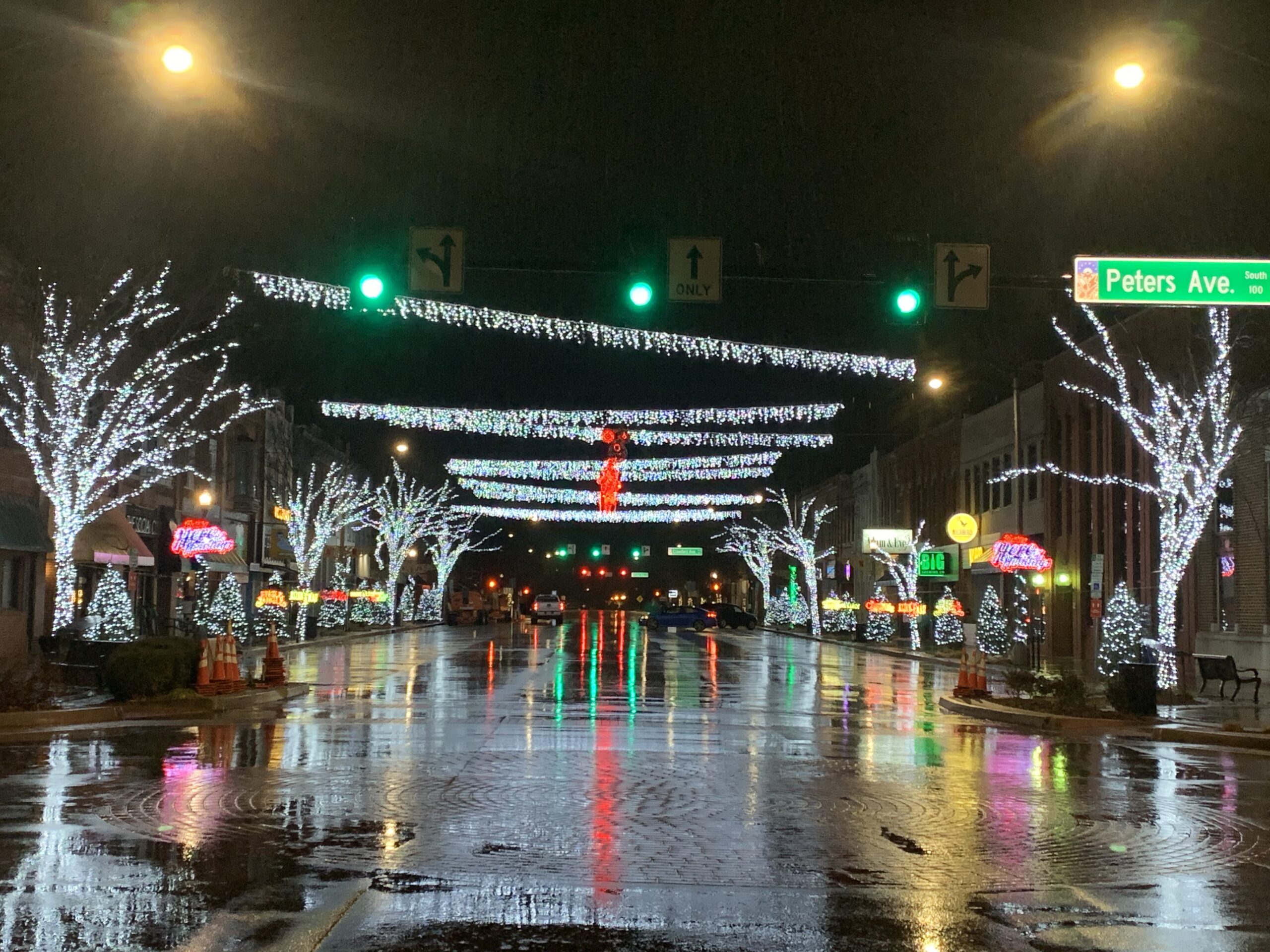 christmas light installation for city of norman cities